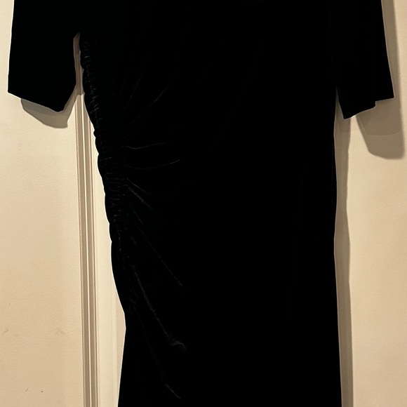 LK Bennett DR Kara Velvet Dress ruched side - NWT - Picture 2 of 3